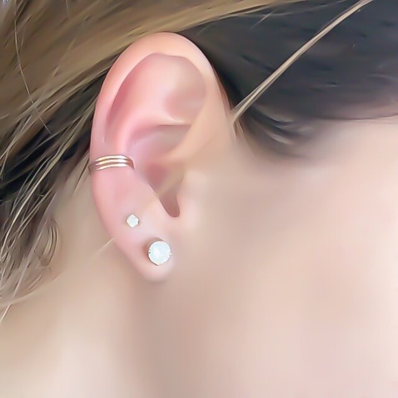 Triple wrap ear cuff - Fake cartilage earring - Picture 3 of 5